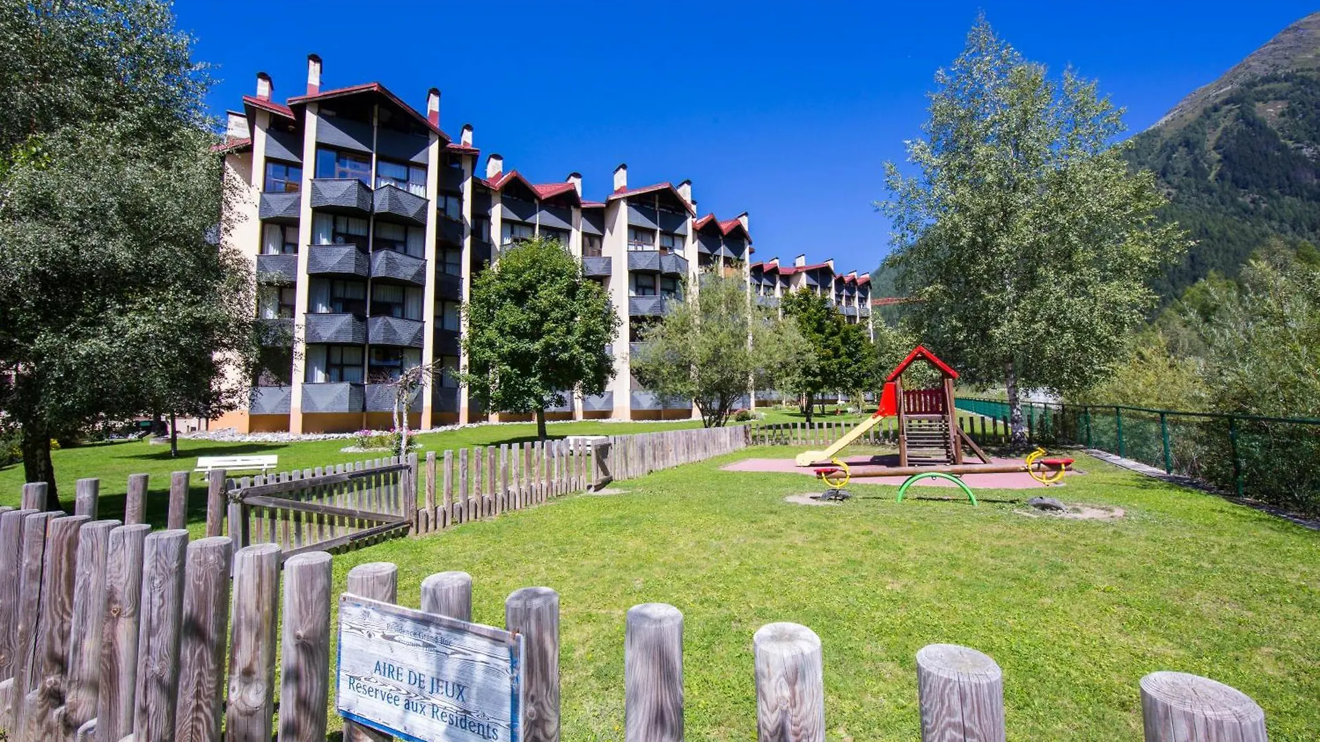 Residence Grand Roc - Campanules 112 - Happy Rentals Chamonix